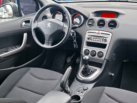 Peugeot 408 1.6 MT (110 л.с.), 2013 Peugeot 408 1.6 MT (110 л.с.), 2013 — купить в Нижнем Новгороде