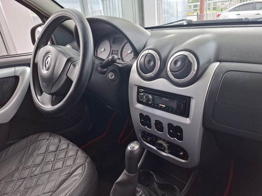 Renault Sandero 1.6 MT (84 л.с.), 2012 Renault Sandero 1.6 MT (84 л.с.), 2012