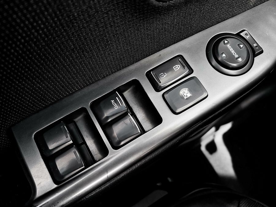 Kia Rio 5-speed 1.6 MT (123 л.с.), 2011 Kia Rio 5-speed 1.6 MT (123 л.с.), 2011