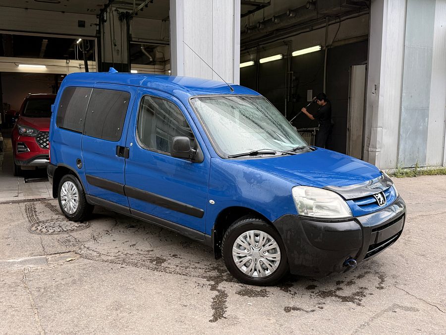 Peugeot Partner 1.4 MT (75 л.с.), 2010