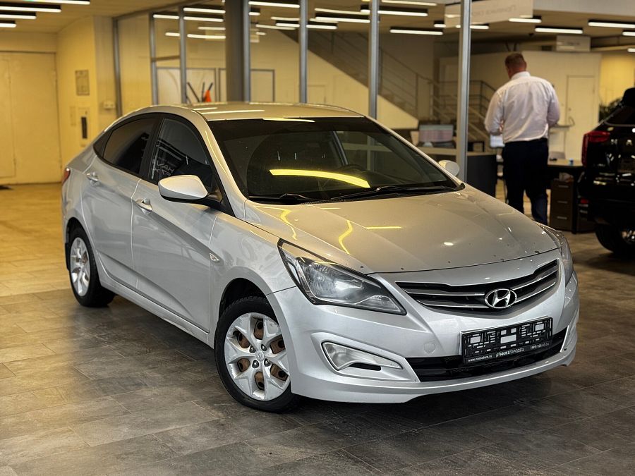 Hyundai Solaris 1.4 AT (107 л.с.), 2014