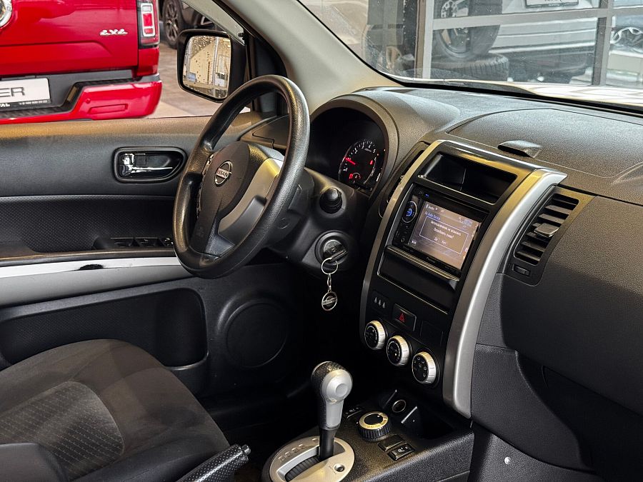 Nissan X-Trail 2.0 CVT (141 л.с.) 4WD, 2012 Nissan X-Trail 2.0 CVT (141 л.с.) 4WD, 2012