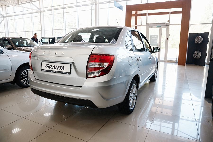 Lada (Ваз) Granta 1.6 MT (90 л.с.), 2026 Lada (Ваз) Granta 1.6 MT (90 л.с.), 2026