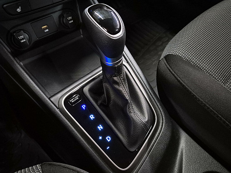 Hyundai Solaris 1.6 AT (123 л.с.), 2020 Hyundai Solaris 1.6 AT (123 л.с.), 2020 — купить в Нижнем Новгороде
