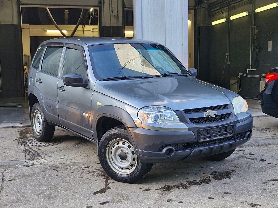 Chevrolet Niva 1.7 MT (80 л.с.) 4WD, 2016 Chevrolet Niva 1.7 MT (80 л.с.) 4WD, 2016