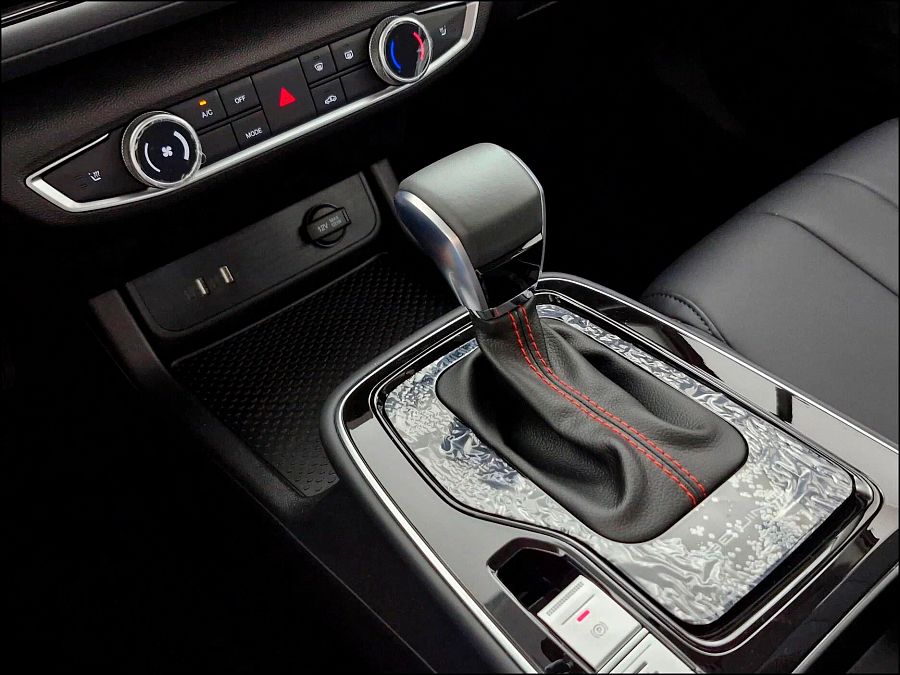 BAIC U5 Plus 1.5 CVT (105 л.с.), 2025 BAIC U5 Plus 1.5 CVT (105 л.с.), 2025