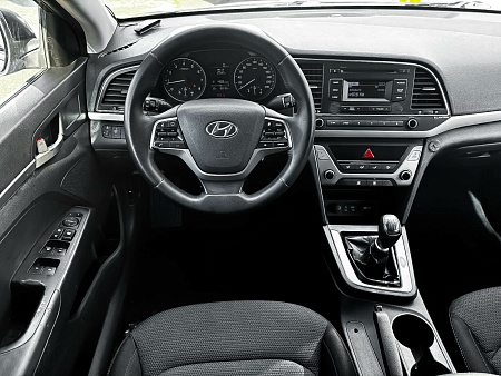 Hyundai Elantra 1.6 MT (128 л.с.), 2018