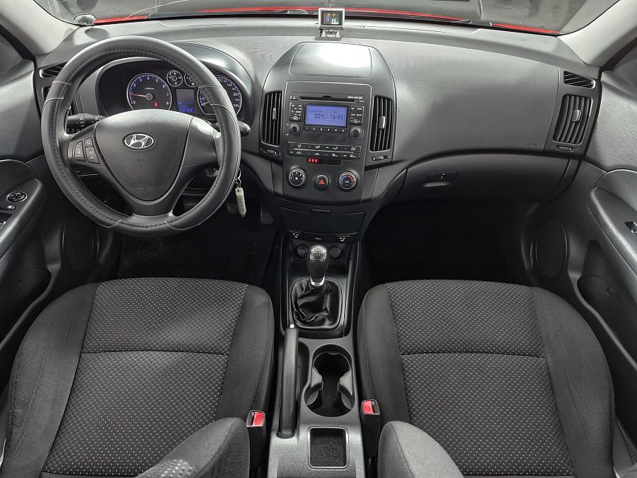 Hyundai i30 1.4 MT (109 л.с.), 2010