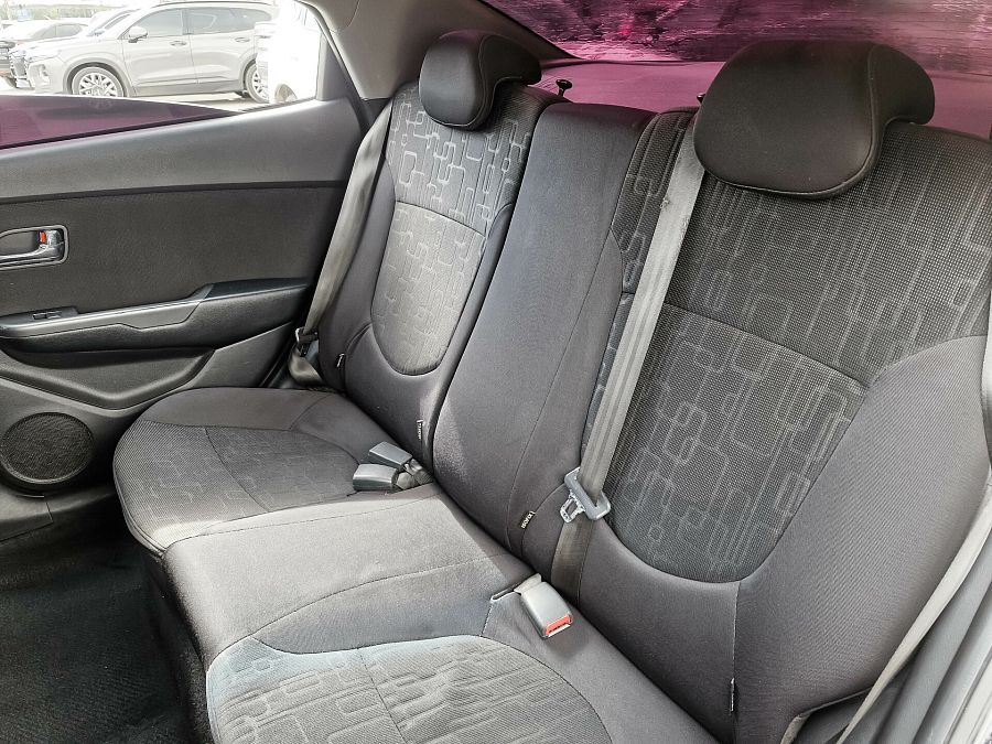 Kia Rio 5-speed 1.6 MT (123 л.с.), 2011 Kia Rio 5-speed 1.6 MT (123 л.с.), 2011