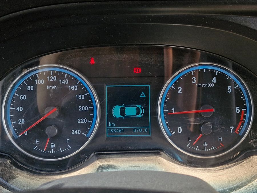 Brilliance V5 1.6 MT (110 л.с.), 2014 Brilliance V5 1.6 MT (110 л.с.), 2014