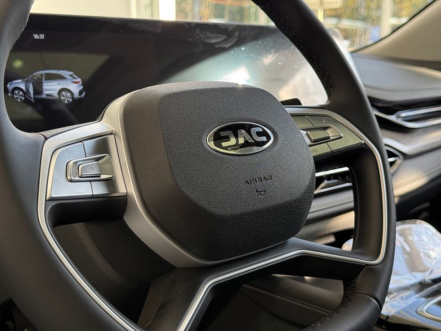JAC JS6 1.5 AMT (174 л.с.), 2024 JAC JS6 1.5 AMT (174 л.с.), 2024