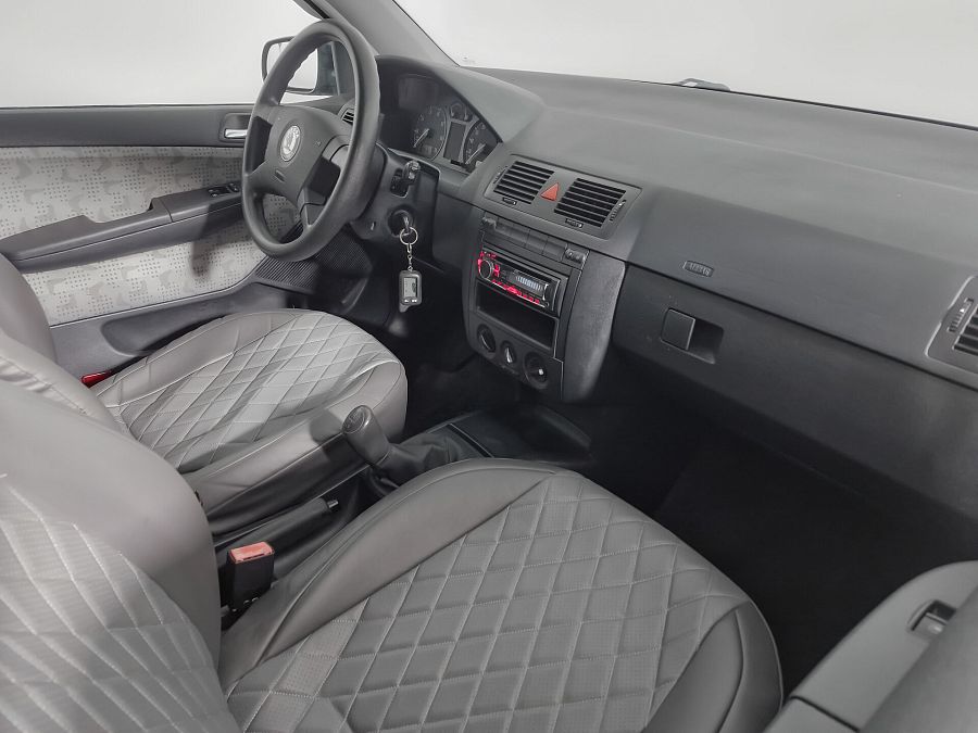 Skoda Fabia 1.4 MT (68 л.с.), 2003 Skoda Fabia 1.4 MT (68 л.с.), 2003