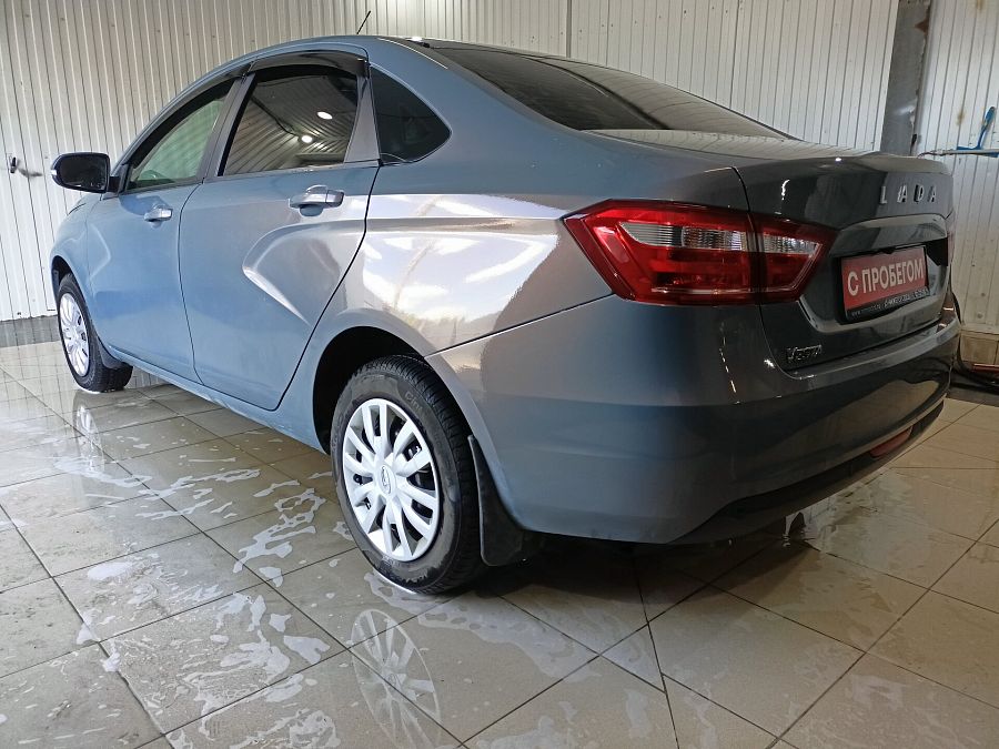 Lada (Ваз) Vesta 1.6 MT (106 л.с.), 2018