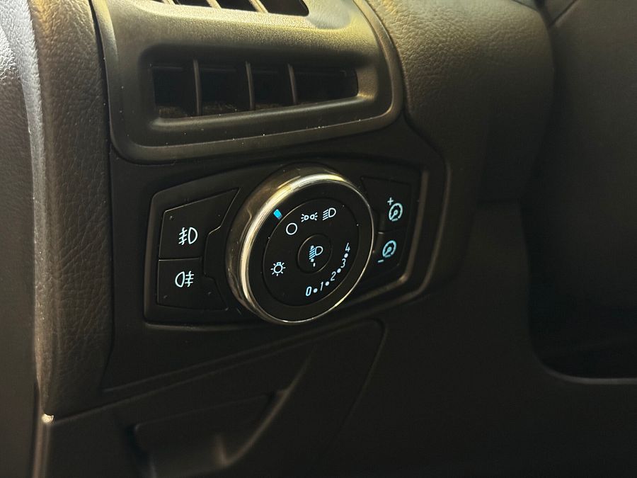 Ford Focus 1.6 AMT (105 л.с.), 2012 Ford Focus 1.6 AMT (105 л.с.), 2012