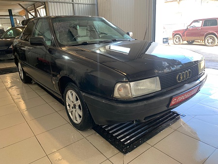 Audi 80 1.8 MT (88 л.с.), 1988
