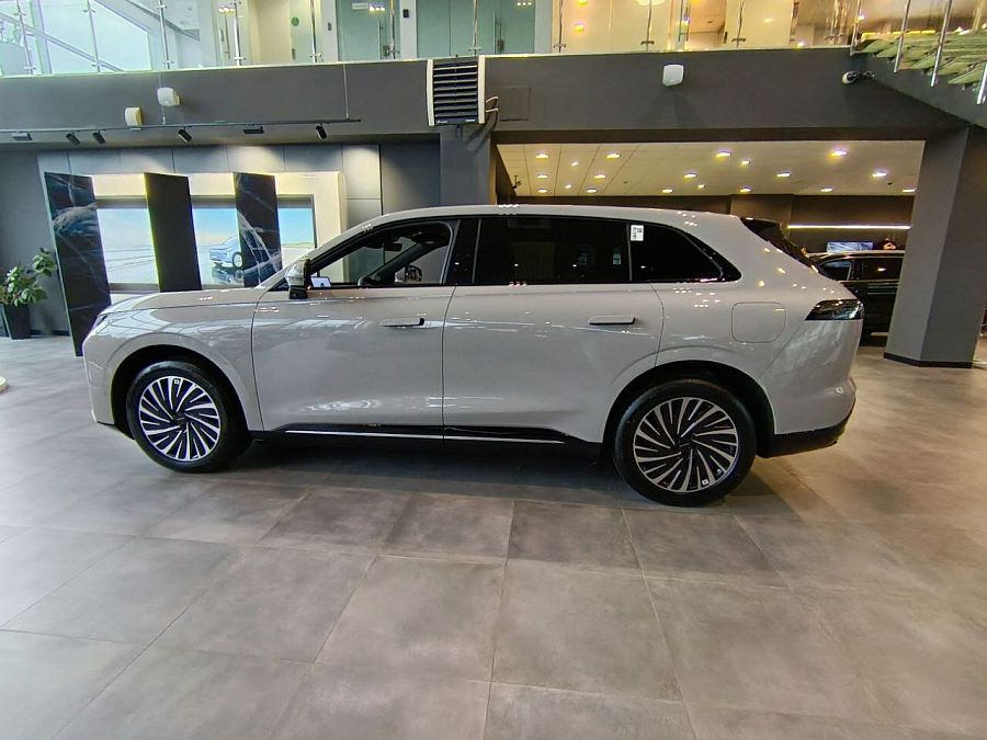 Exeed Exlantix ET 1.5hyb AT (469 л.с.) 4WD, 2026