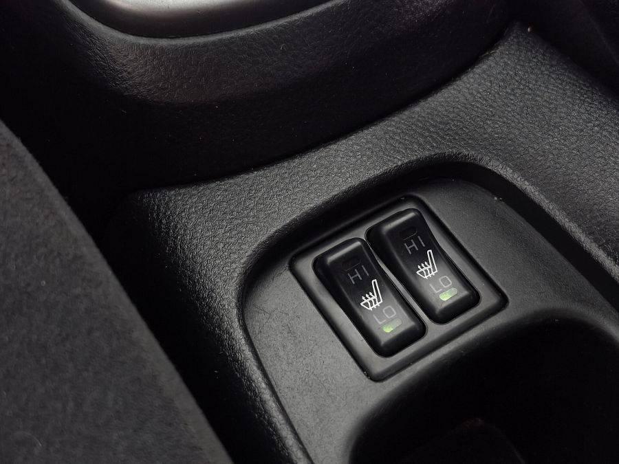 Mitsubishi Lancer 1.6 AT (98 л.с.), 2006 Mitsubishi Lancer 1.6 AT (98 л.с.), 2006