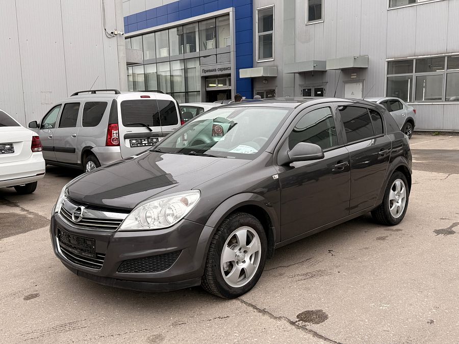 Opel Astra 1.6 MT (115 л.с.), 2011 Opel Astra 1.6 MT (115 л.с.), 2011