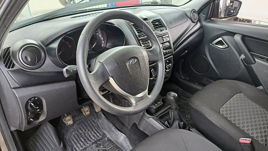 Lada (Ваз) Granta 1.6 MT (90 л.с.), 2024