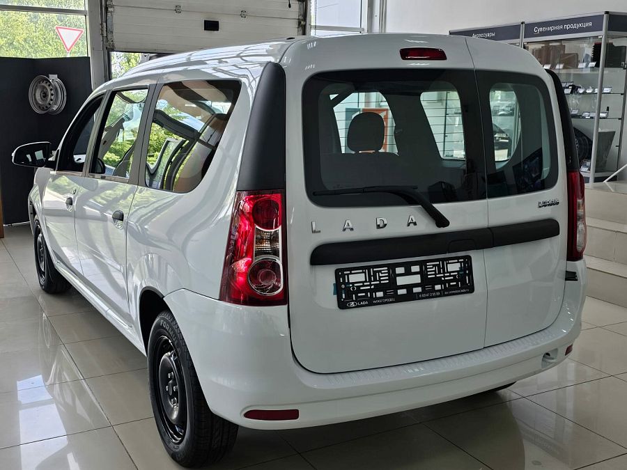 Lada (Ваз) Largus 1.6 MT (90 л.с.), 2026