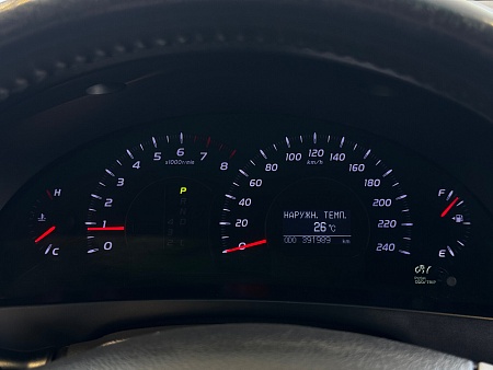 Toyota Camry 2.4 AT (167 л.с.), 2011