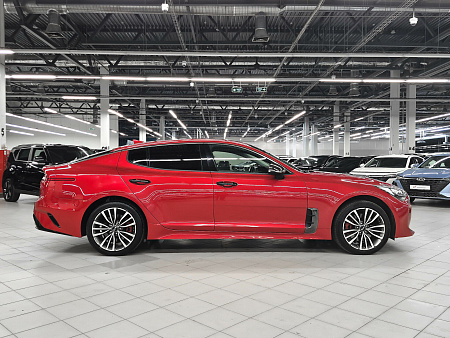Kia Stinger 2.0 AT (247 л.с.) 4WD, 2019 Kia Stinger 2.0 AT (247 л.с.) 4WD, 2019 — купить в Нижнем Новгороде