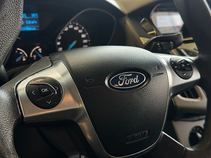 Ford Focus 1.6 AMT (105 л.с.), 2012 Ford Focus 1.6 AMT (105 л.с.), 2012