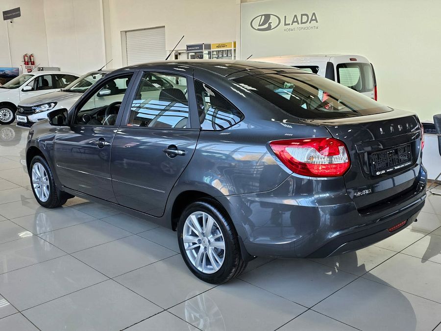 Lada (Ваз) Granta 1.6 MT (90 л.с.), 2026 Lada (Ваз) Granta 1.6 MT (90 л.с.), 2026