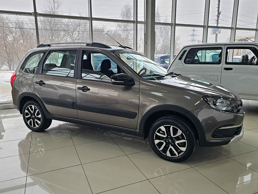 Lada (Ваз) Granta Cross 1.6 MT (90 л.с.), 2026 Lada (Ваз) Granta Cross 1.6 MT (90 л.с.), 2026