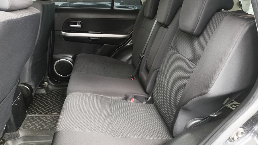 Suzuki Grand Vitara 2.0 MT (140 л.с.) 4WD, 2011 Suzuki Grand Vitara 2.0 MT (140 л.с.) 4WD, 2011
