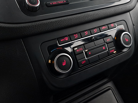 Volkswagen Tiguan 2.0 AT (170 л.с.) 4WD, 2013 — купить в Нижнем Новгороде