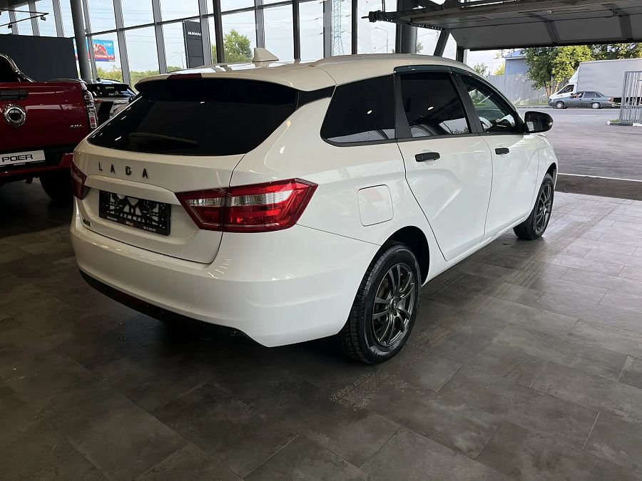 Lada (Ваз) Vesta SW 1.6 MT (106 л.с.), 2019 Lada (Ваз) Vesta SW 1.6 MT (106 л.с.), 2019