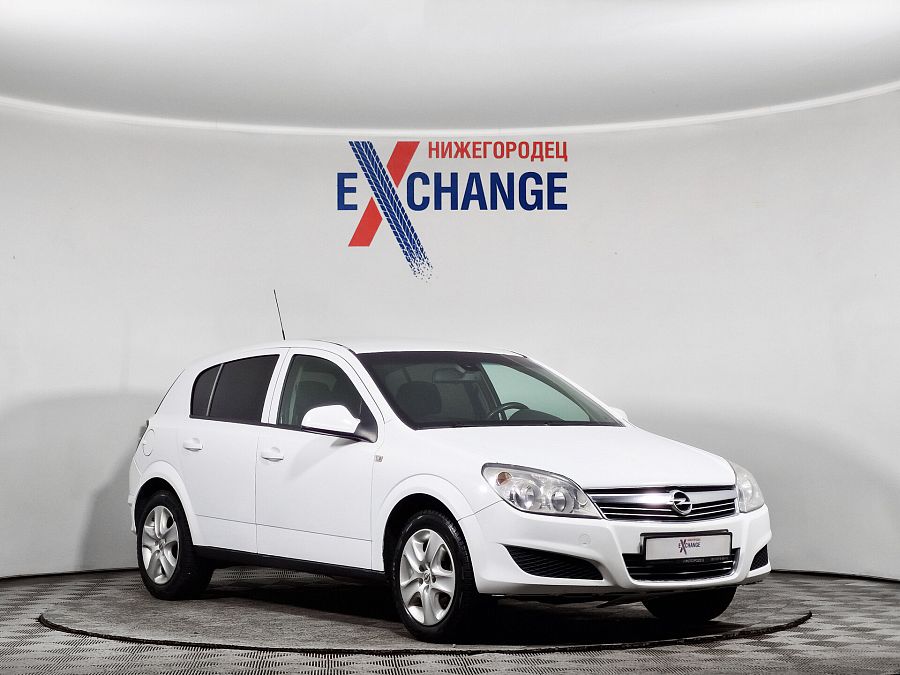 Opel Astra 1.6 AMT (115 л.с.), 2011 Opel Astra 1.6 AMT (115 л.с.), 2011