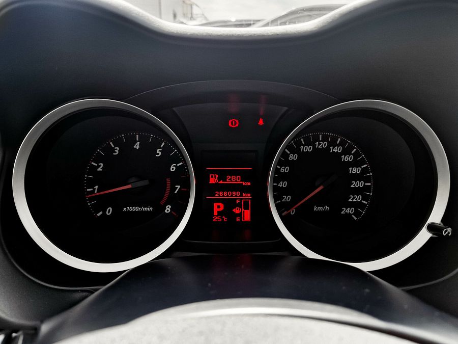 Mitsubishi Lancer 1.5 AT (109 л.с.), 2010