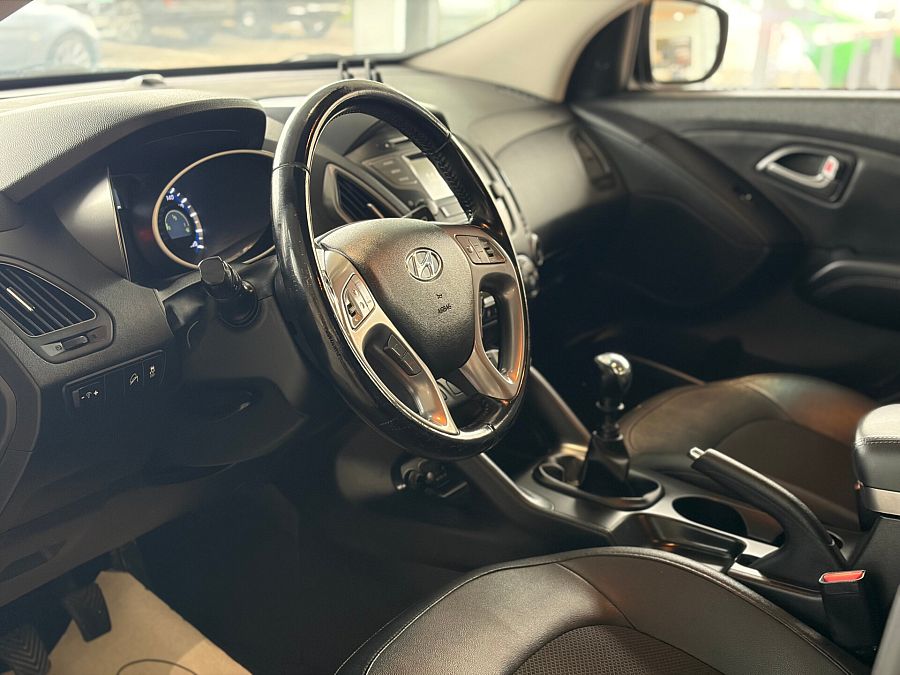 Hyundai ix35 2.0 MT (150 л.с.), 2014 Hyundai ix35 2.0 MT (150 л.с.), 2014