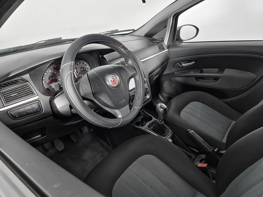 Fiat Linea 1.4 MT (120 л.с.), 2011 Fiat Linea 1.4 MT (120 л.с.), 2011