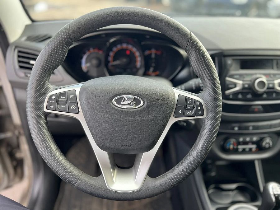 Lada (Ваз) Vesta SW 1.6 AMT (106 л.с.), 2019