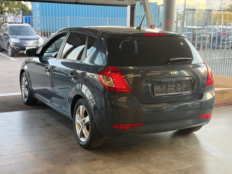 Kia Ceed 1.6 AT (125 л.с.), 2012 Kia Ceed 1.6 AT (125 л.с.), 2012