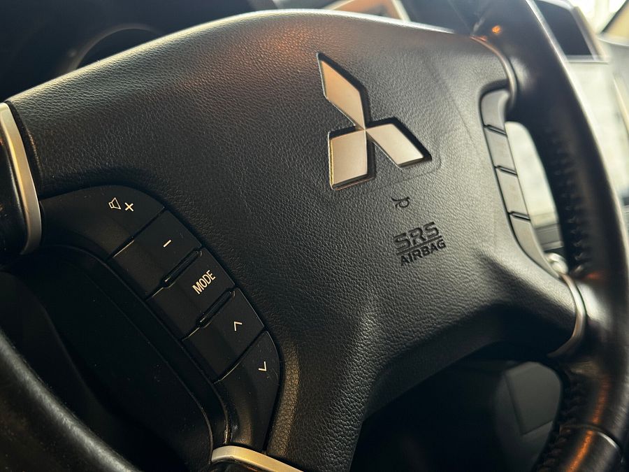 Mitsubishi Pajero 3.0 AT (178 л.с.) 4WD, 2013