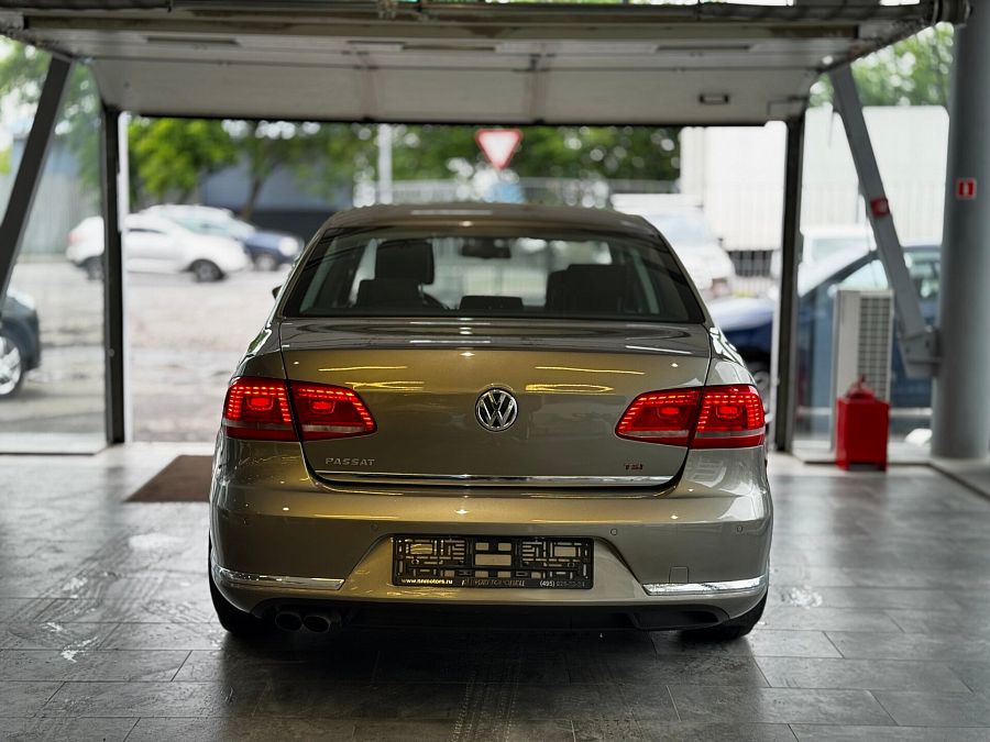 Volkswagen Passat 1.8 AMT (152 л.с.), 2012 Volkswagen Passat 1.8 AMT (152 л.с.), 2012