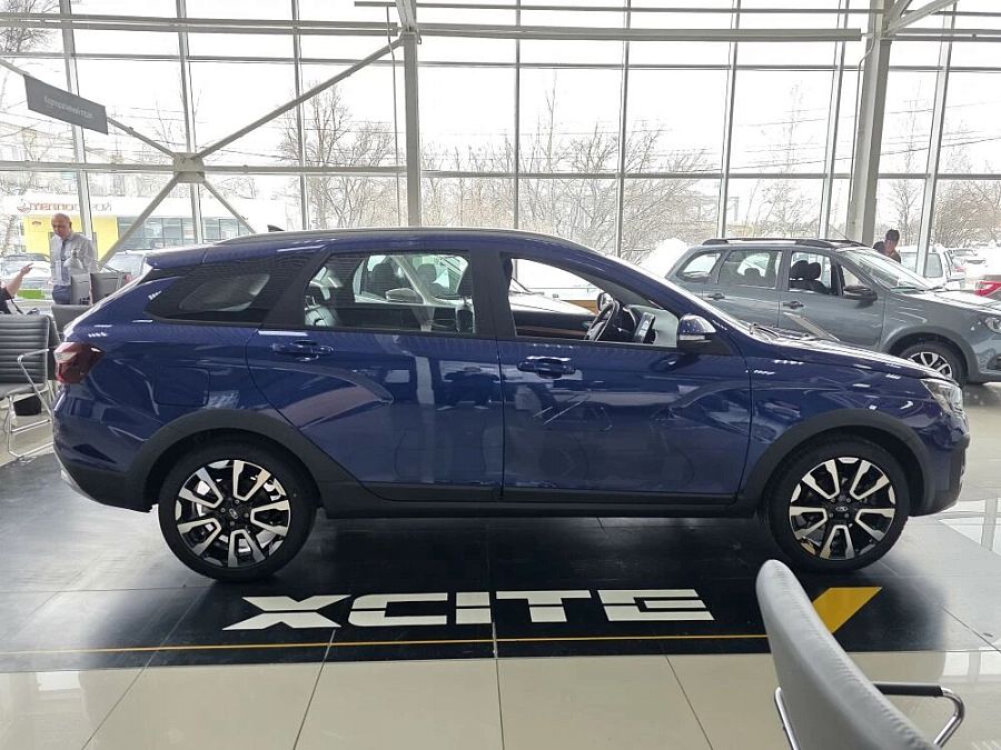 Lada (Ваз) Vesta SW Cross 1.8 CVT (122 л.с.), 2026 Lada (Ваз) Vesta SW Cross 1.8 CVT (122 л.с.), 2026