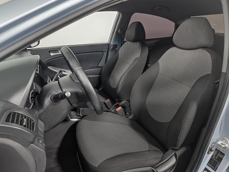 Hyundai Solaris 1.4 MT (107 л.с.), 2011 Hyundai Solaris 1.4 MT (107 л.с.), 2011 — купить в Нижнем Новгороде