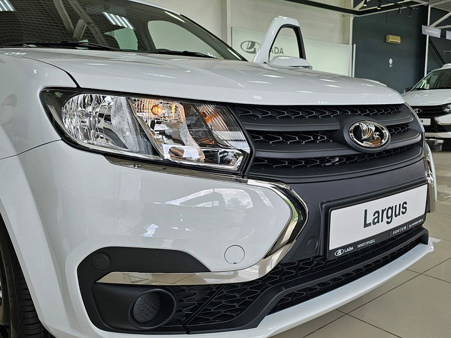Lada (Ваз) Largus 1.6 MT (90 л.с.), 2026