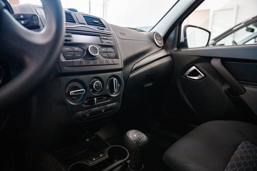 Lada (Ваз) Granta 1.6 MT (90 л.с.), 2026 Lada (Ваз) Granta 1.6 MT (90 л.с.), 2026