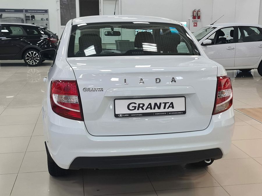 Lada (Ваз) Granta 1.6 MT (90 л.с.), 2026