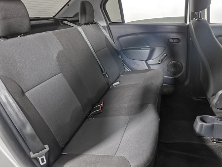 Renault Logan 1.6 AT (102 л.с.), 2015 — купить в Нижнем Новгороде