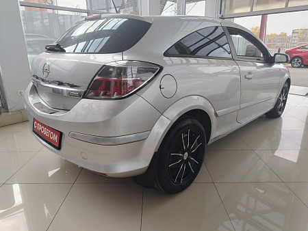 Opel Astra GTC 1.6 MT (115 л.с.), 2008 — купить в Нижнем Новгороде