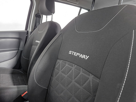 Renault Sandero Stepway 1.6 AT (102 л.с.), 2017 Renault Sandero Stepway 1.6 AT (102 л.с.), 2017 — купить в Нижнем Новгороде