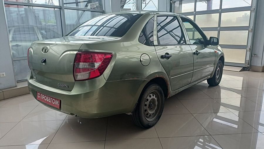 Lada (Ваз) Granta 1.6 MT (87 л.с.), 2013