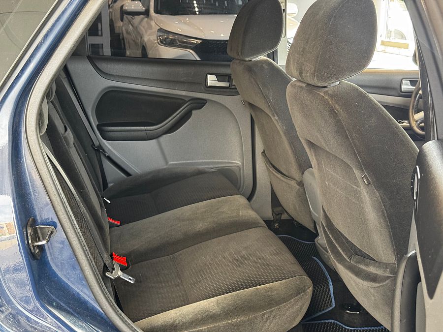 Ford Focus 2.0 AT (145 л.с.), 2008